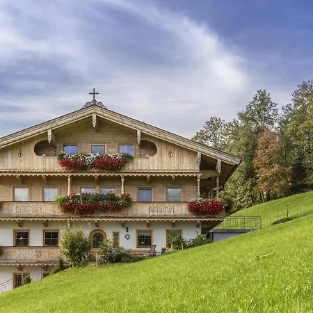 Bauernhof Glanzern Farm stay *